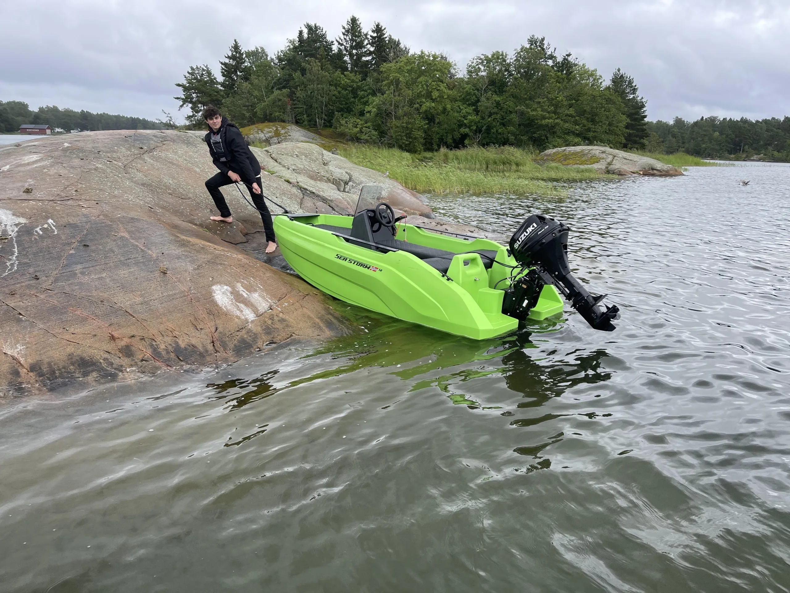 SeaStorm 12 HDPE Advantage – landing
